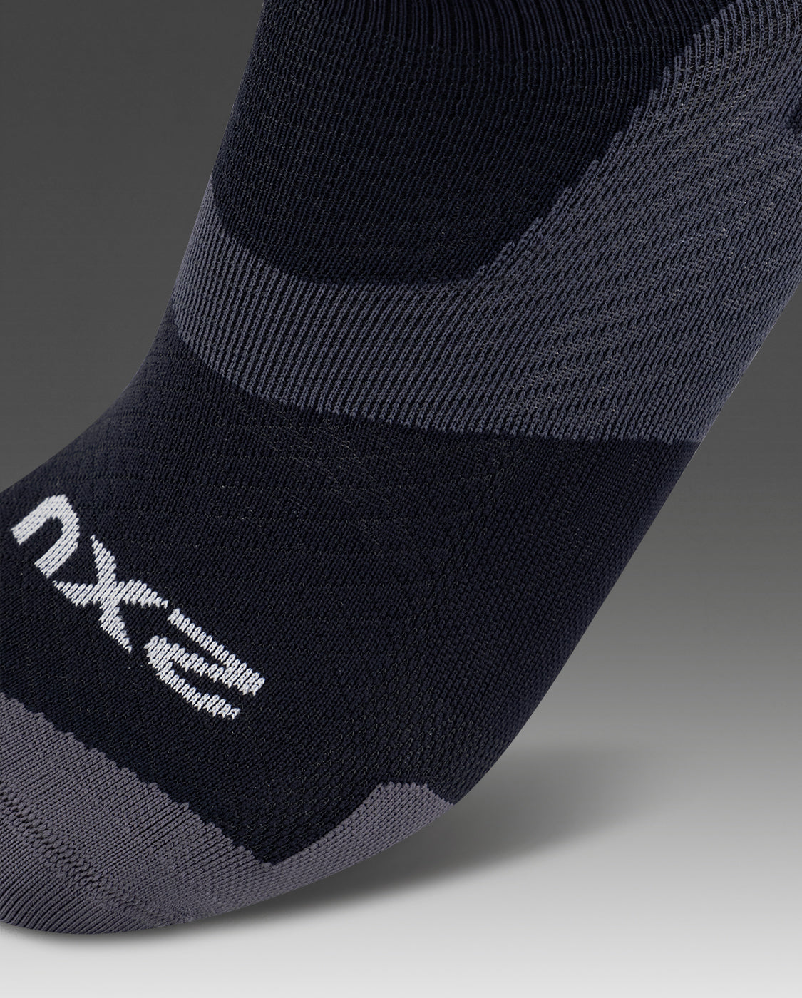 Vectr Ultralight 1/4 Crew Socks, Black/Titanium